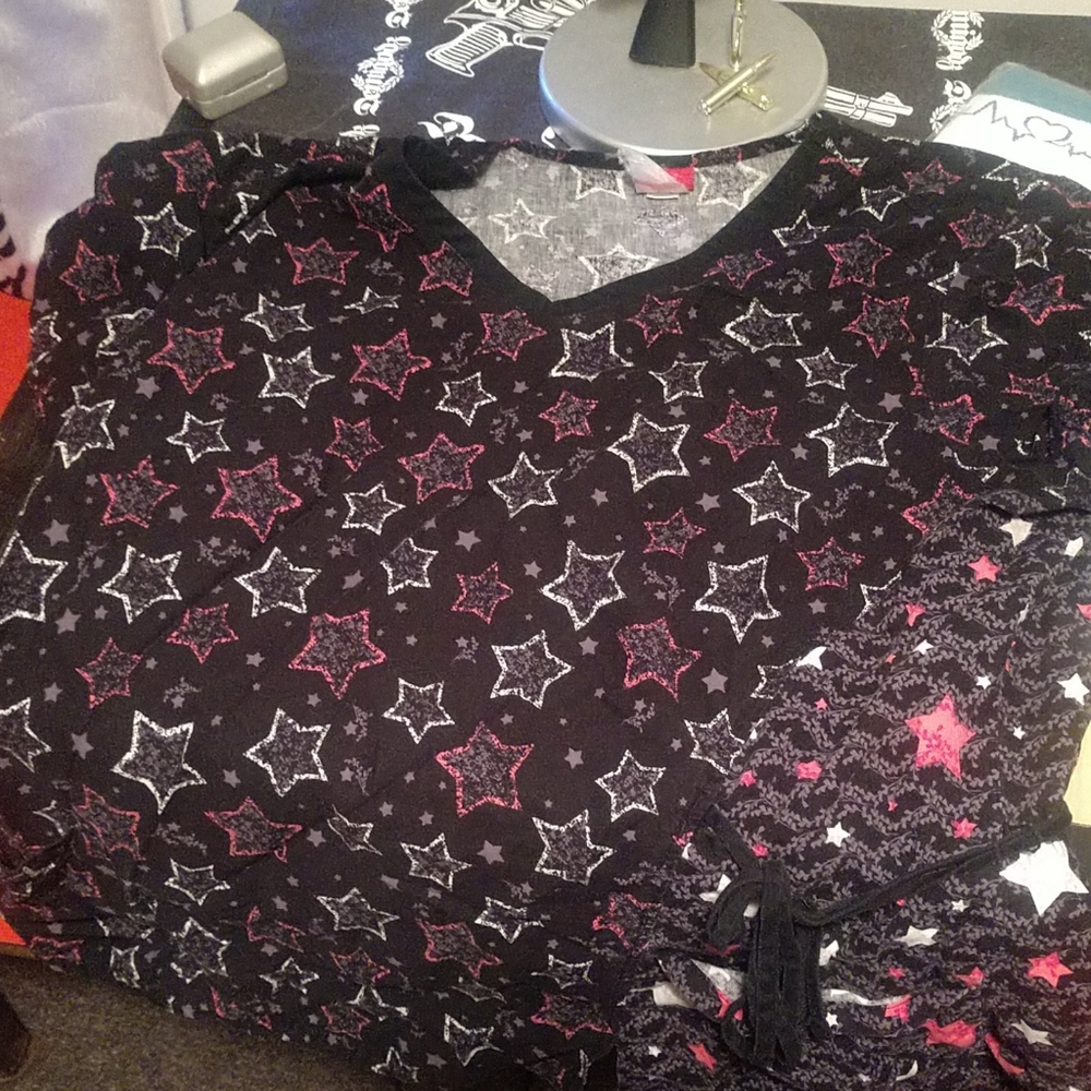 Scrub top